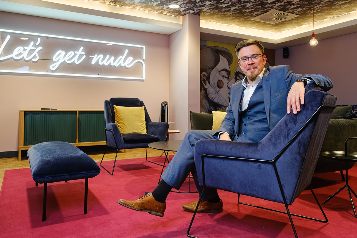 Digitisation as a warm welcome 6