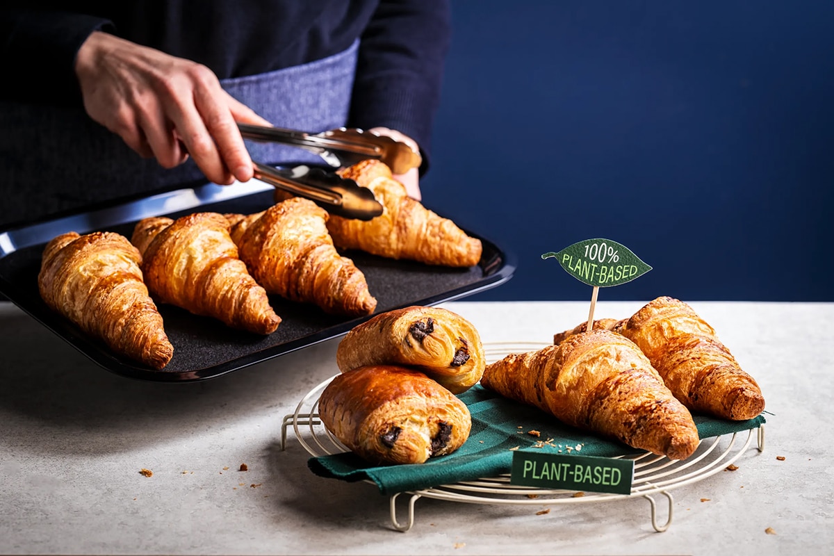 Boost your customer satisfaction with plant-based buffet 7