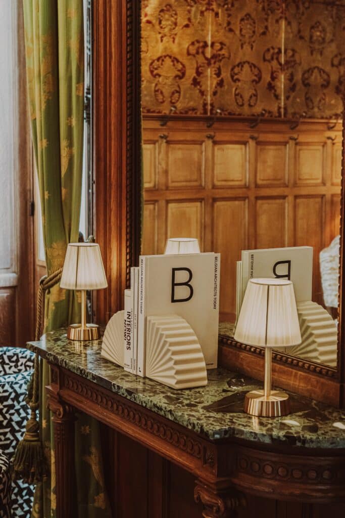 Monumental bank architecture becomes temporary event décor in the heart of Brussels 1