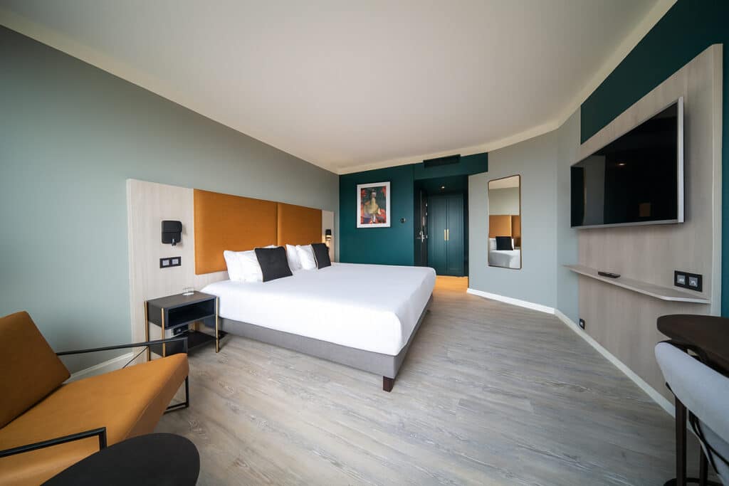 Urban oasis of art, design and personal stories 2