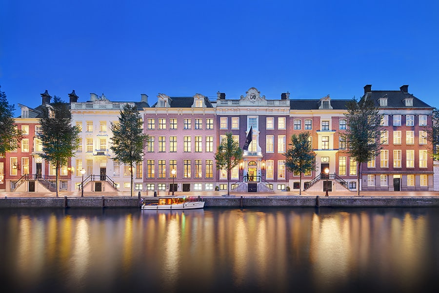 Waldorf Astoria Amsterdam ontvangt de prestigieuze ‘Triple Crown’-erkenning van Condé Nast Traveler 28